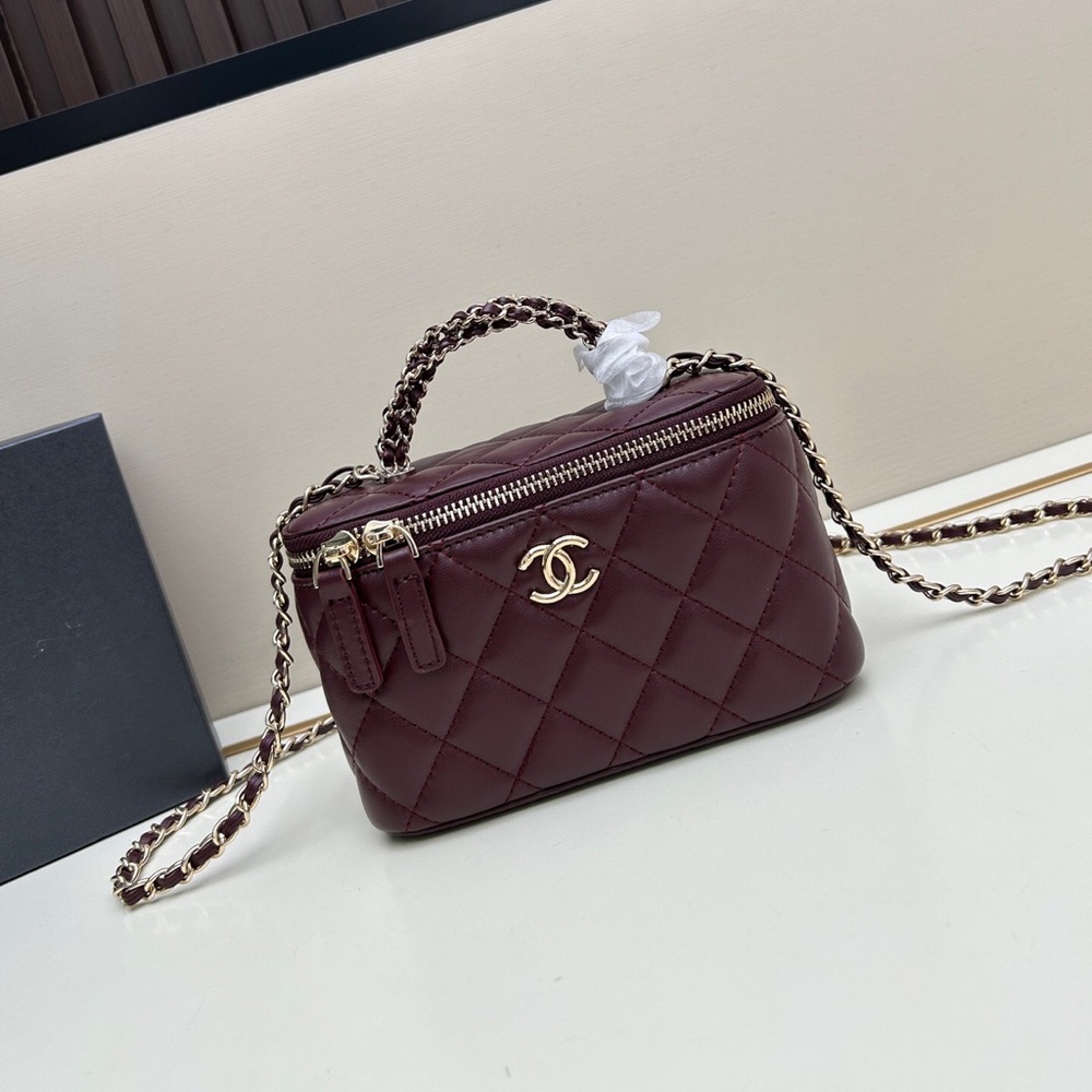 Chanel Quilted Vanity Crossbody Bag - Burgundy